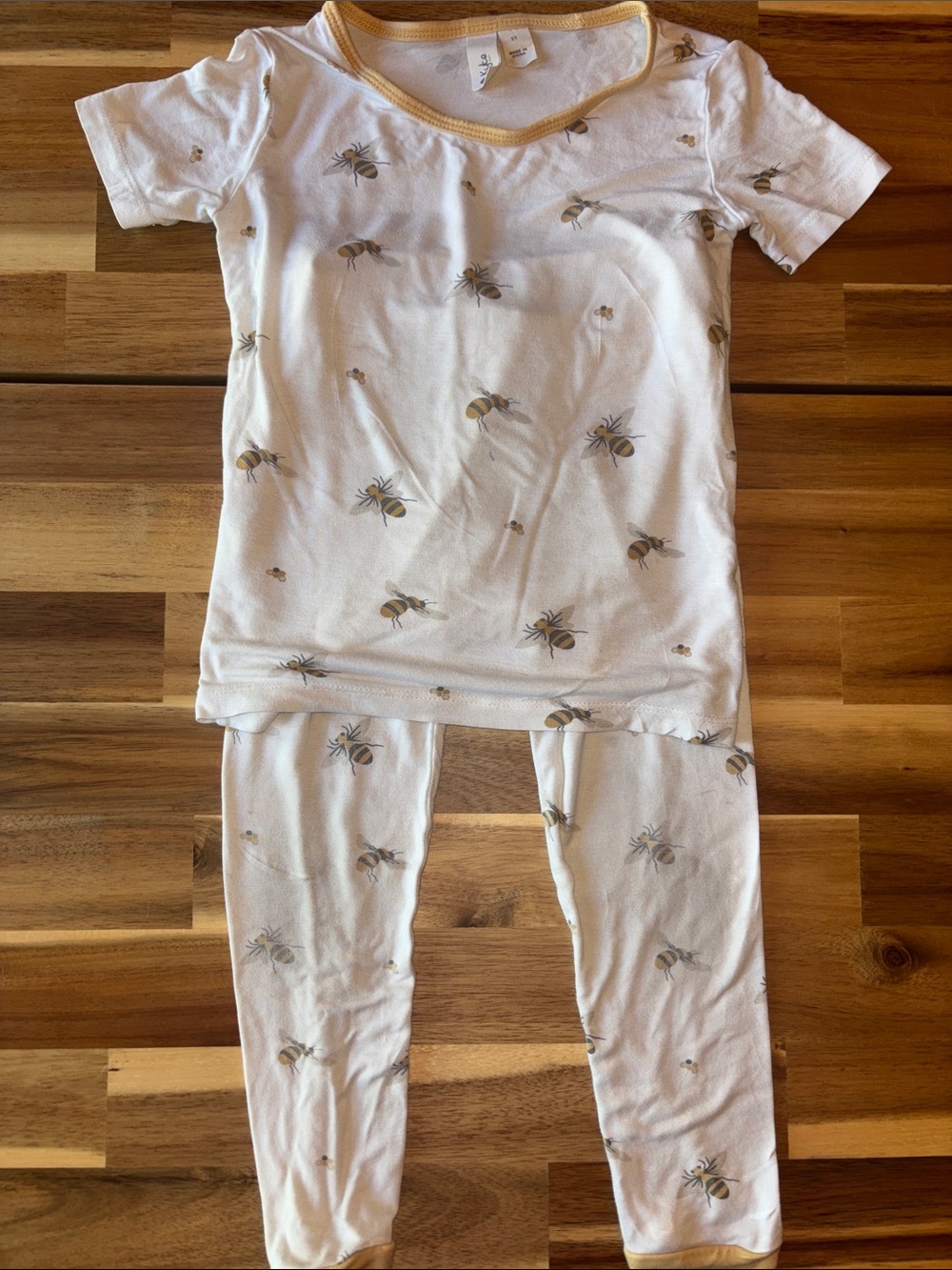 Kyte Baby Buzz White Bee Print Pajama Set with Yellow Trim